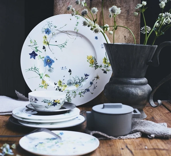 Rosenthal Fleurs Des Alpes Dekketallerken 33 Cm Med Fane 3 Rosenthal Fleurs Des Alpes Dekketallerken 33 Cm Med Fane - Bilde 2