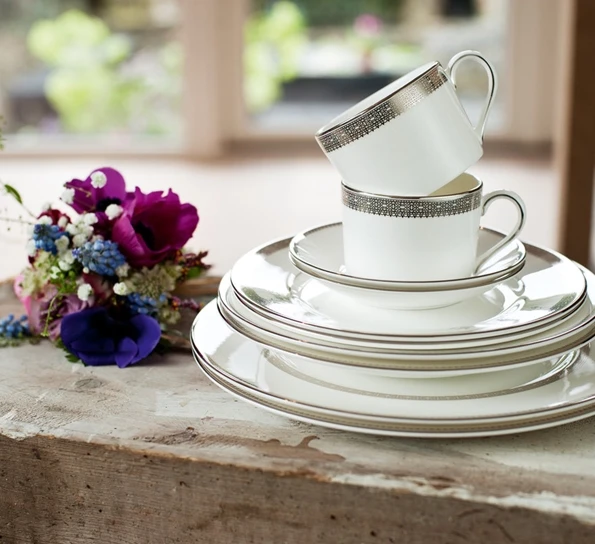 Wedgwood Lace Platinum Skål Til Tekopp 4 Wedgwood Lace Platinum Skål Til Tekopp - Bilde 2