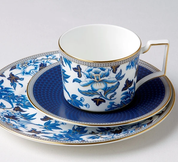 Wedgwood Hibiscus Tallerken Dyp 23 Cm 4 Wedgwood Hibiscus Tallerken Dyp 23 Cm - Bilde 2