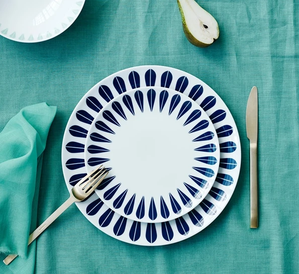 Lucie Kaas Lotus Tallerken Flat 28 Cm Mørk Blå 4 Lucie Kaas Lotus Tallerken Flat 28 Cm Mørk Blå - Bilde 2