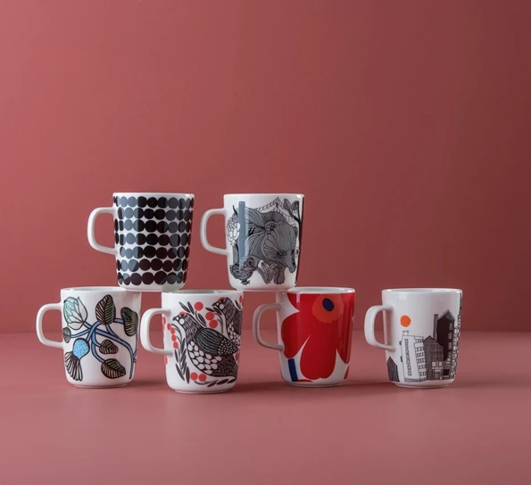 Marimekko Oiva Unikko Kaffekopp 2 Dl Hvit Rød Blå 4 Marimekko Oiva Unikko Kaffekopp 2 Dl Hvit Rød Blå - Bilde 2