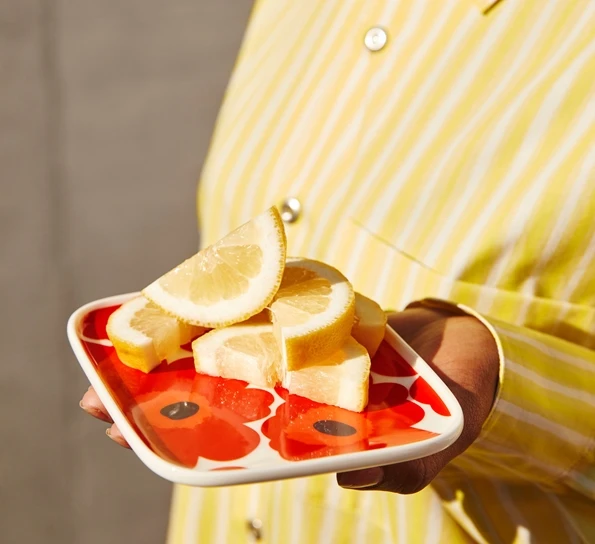 Marimekko Unikko Asjett 12x15 Cm Hvit Rød 4 Marimekko Unikko Asjett 12x15 Cm Hvit Rød - Bilde 2