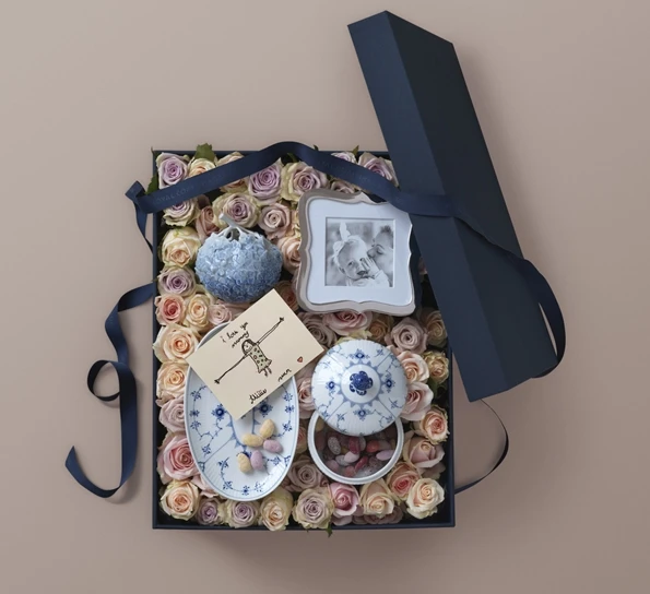 Royal Copenhagen Musselmalt Riflet Asjett Oval 23 Cm 4 Royal Copenhagen Musselmalt Riflet Asjett Oval 23 Cm - Bilde 2