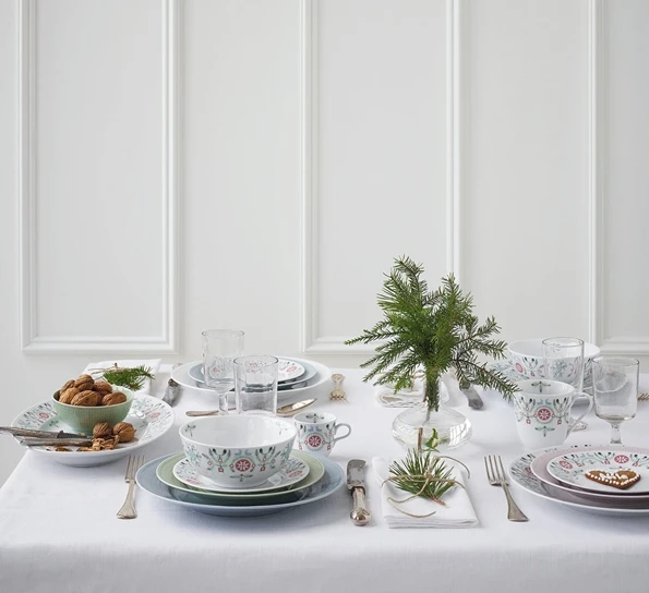 Rörstrand Swedish Grace Winter Asjett 21 Cm 4 Rörstrand Swedish Grace Winter Asjett 21 Cm - Bilde 2