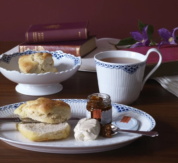 Royal Copenhagen Prinsesse Tallerken Oval 28 Cm 4 Royal Copenhagen Prinsesse Tallerken Oval 28 Cm - Bilde 2