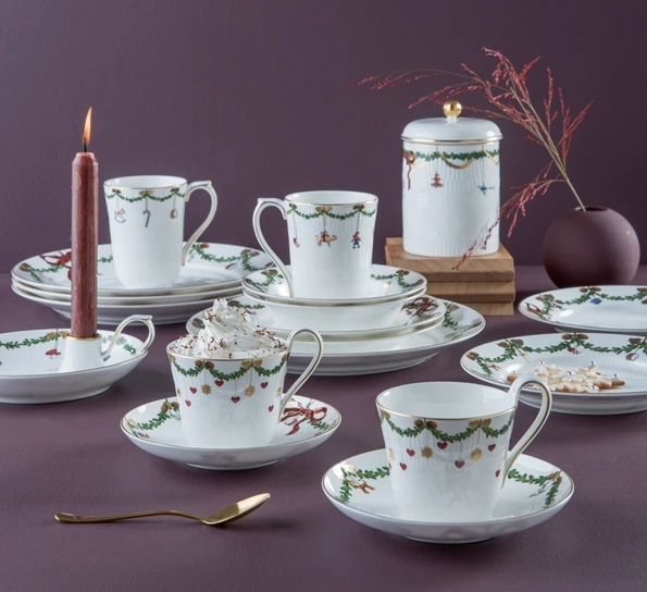Royal Copenhagen Stjerneriflet Jul Kaffekopp Med Skål 24 Cl 4 Royal Copenhagen Stjerneriflet Jul Kaffekopp Med Skål 24 Cl - Bilde 2