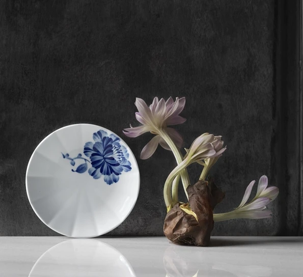 Royal Copenhagen Blomst Asjett 15 Cm Kamelia 4 Royal Copenhagen Blomst Asjett 15 Cm Kamelia - Bilde 2