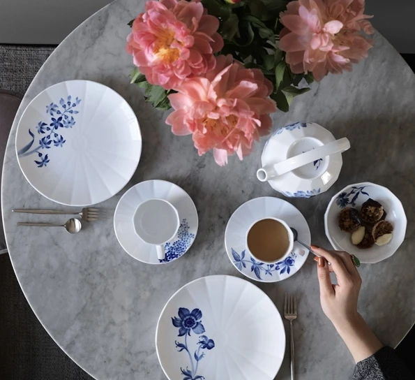 Royal Copenhagen Blomst Asjett 22 Cm Fransk Anemone 4 Royal Copenhagen Blomst Asjett 22 Cm Fransk Anemone - Bilde 2