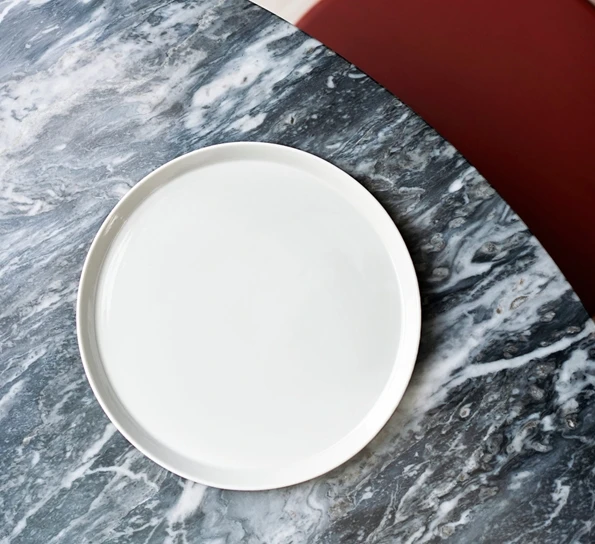 Vipp213 Middagstallerken 26 Cm 2pk Hvit 4 Vipp213 Middagstallerken 26 Cm 2pk Hvit - Bilde 2